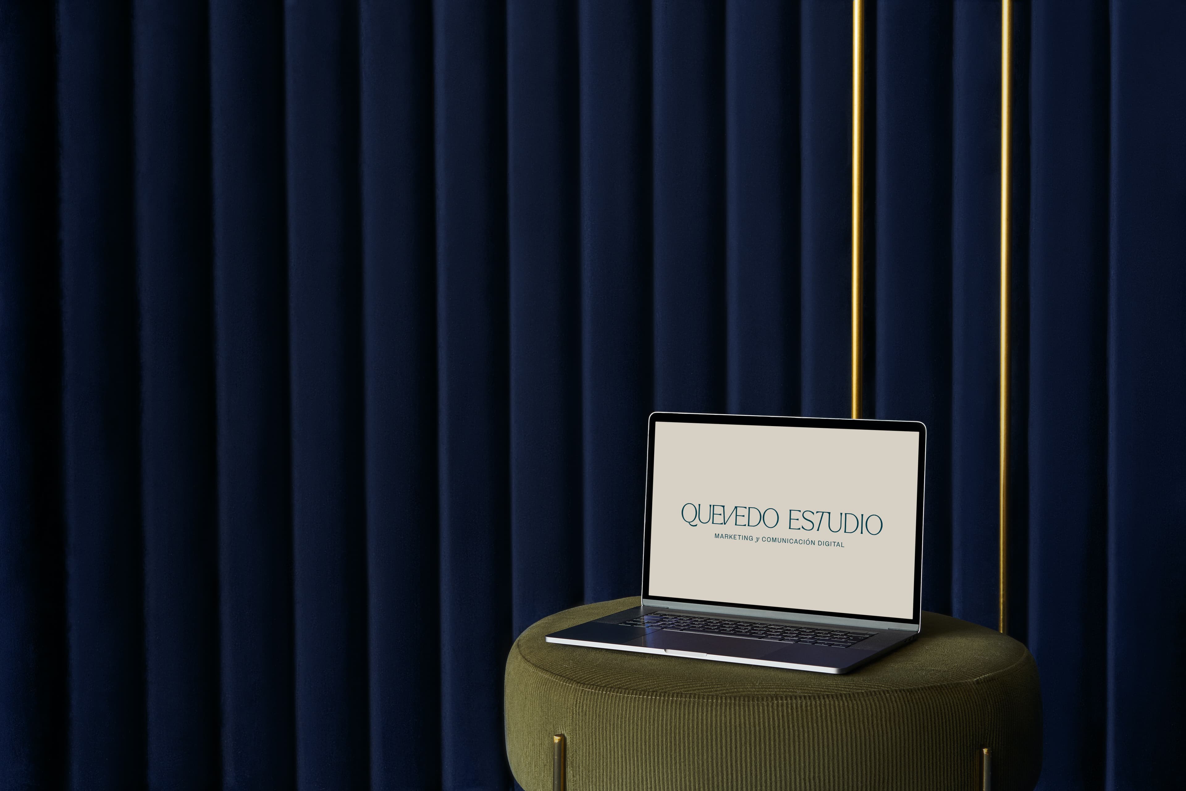 Quevedo Estudio — aplicaciones de marca